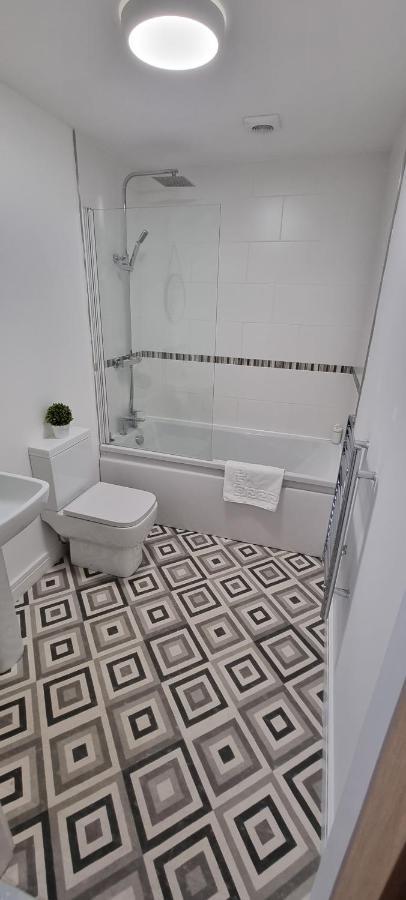 Fab 2Bedroom Apartment- Free Parking, 5Mins From City Centre, Portland Rd Ne2 1Dj Newcastle upon Tyne Bagian luar foto