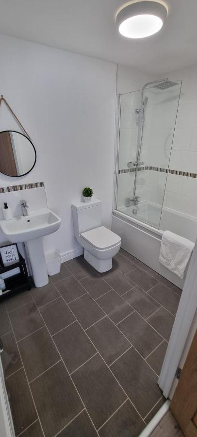 Fab 2Bedroom Apartment- Free Parking, 5Mins From City Centre, Portland Rd Ne2 1Dj Newcastle upon Tyne Bagian luar foto
