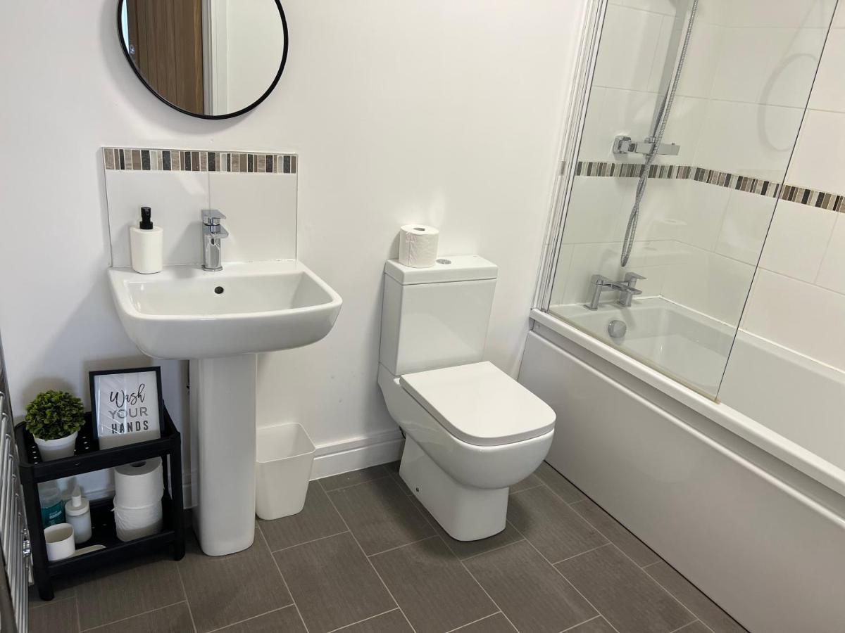 Fab 2Bedroom Apartment- Free Parking, 5Mins From City Centre, Portland Rd Ne2 1Dj Newcastle upon Tyne Bagian luar foto