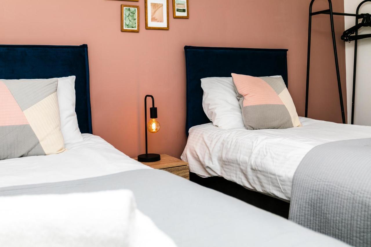 Fab 2Bedroom Apartment- Free Parking, 5Mins From City Centre, Portland Rd Ne2 1Dj Newcastle upon Tyne Bagian luar foto